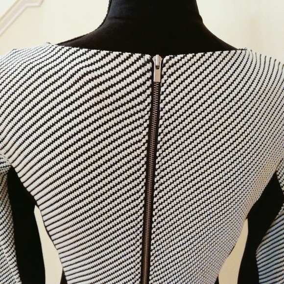 Banana Republic Ponte Knit Dress - Picture 3 of 9